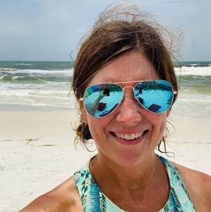 Meet your Posher, Alison